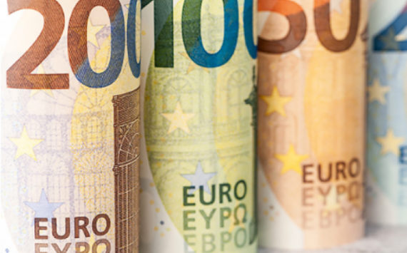 2019 new €100 and €200 euro banknotes – EUROPA series