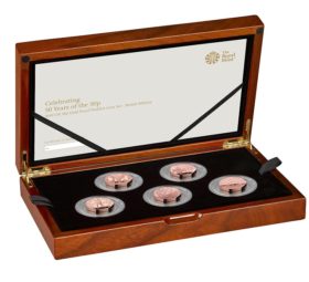 2019 50p piedforts anniversary set of Royal Mint