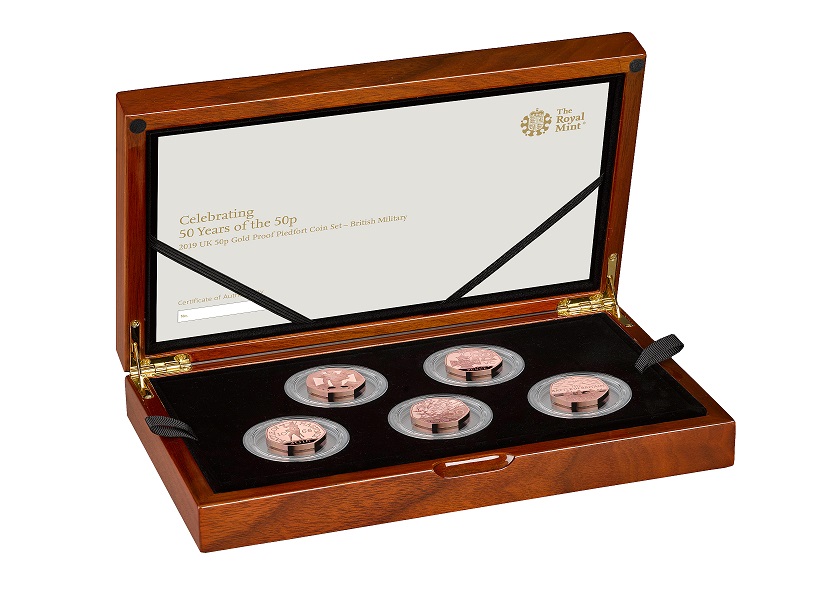 2019 50p piedforts anniversary set of Royal Mint