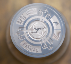 Australian mint celebrates 100th anniversary of QANTAS