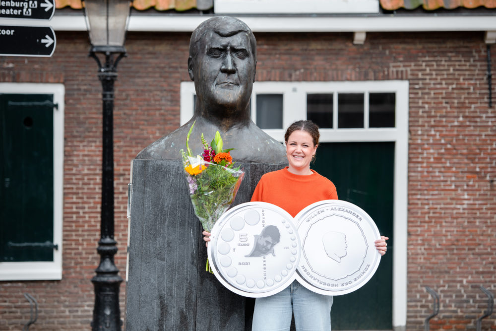 KNM (dutch Mint) celebrates Anton Geesink